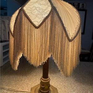 Vintage Elegant Cream Fringe Table Lamp